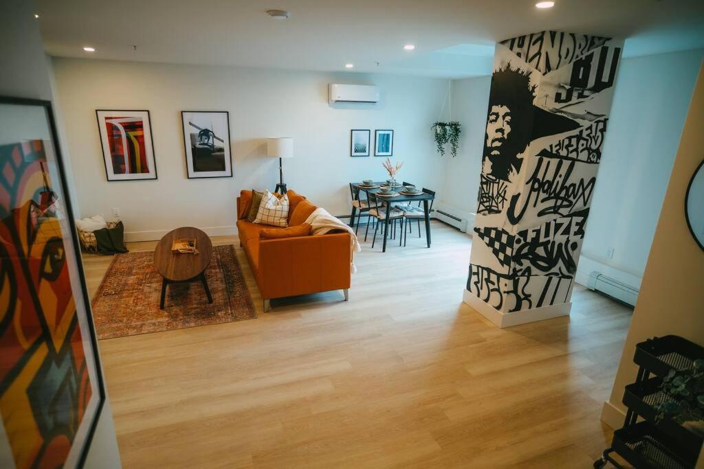 Апартаменти Chic Cozy Retreat - 2Br - Stunning North End Views Галіфакс Екстер'єр фото